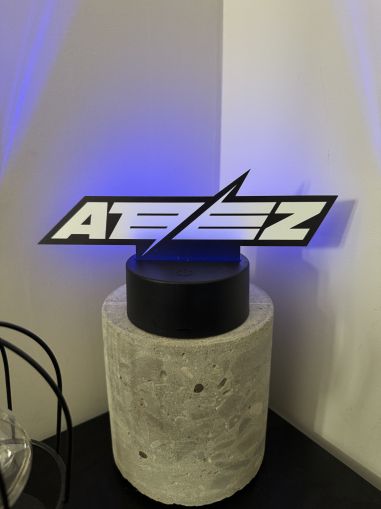 ATEEZ  СВЕТЕЩА ДЕКОРАЦИЯ ЛОГО