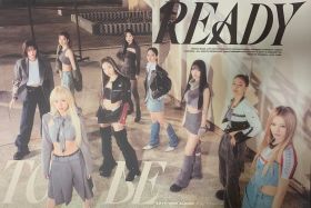 Twice - Ready to be (плакат)