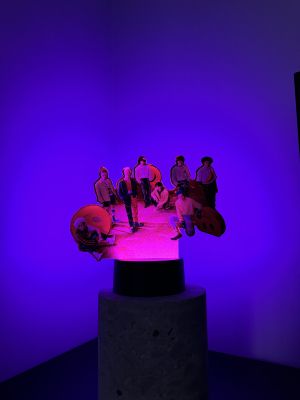 Stray Kids СВЕТЕЩА ДЕКОРАЦИЯ