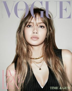 LISA - DECEMBER 2025 [VOGUE] (A ver) PRE - ORDER 