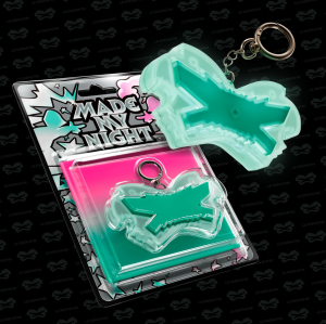 LE SSERAFIM - Made My Night Glow Clicker Keychain Mint Ver. PRE - ORDER