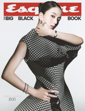 JISOO - [ESQUIRE] 2026 BIG BLACK BOOK (B ver.) PRE - ORDER 